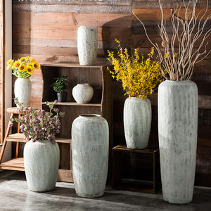 Personnalisé professionnel moderne minimaliste rétro fait à la main blanc porcelaine grossière ornement de table sol fleur <span class=keywords><strong>vase</strong></span> en céramique - Product Image 1