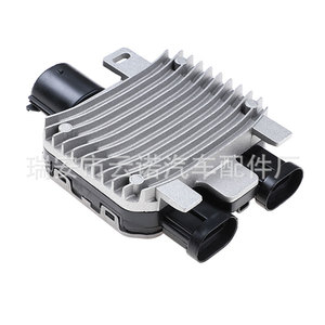 โมดูลตัวต้านทาน 940009402 สำหรับแลนด์โรเวอร์ วอลโว่ ตัวควบคุมพัดลม 2 พิน 4 พินอะไหล่ทดแทน - Product Image 3