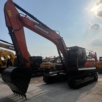 Excavatrice sur chenilles d'occasion Doosan DX300 de 30 tonnes à prix abordable, excavatrice d'occasion Doosan DX300LC-9C avec moteur, boîte de vitesses et pompe PLC