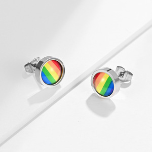 ต่างหูไทเทเนียมรูปธงเกย์ ขายดี สำหรับทุกเพศ - Product Image 2