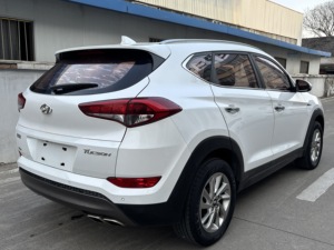 <span class=keywords><strong>Hyundai</strong></span> <span class=keywords><strong>Tucson</strong></span> Modelo <span class=keywords><strong>2015</strong></span>, Transmisión de Doble Embrague Turbo de 1.6, Tracción en Dos Ruedas, Acabado Inteligente, Excelente Auto en Venta - Product Image 3