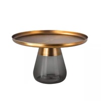 Table d'appoint et table basse design moderne avec plateau en métal et base en verre, couleur personnalisable, pour salon