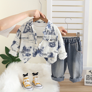 Ensemble de vêtements 3 pièces pour garçon de haute qualité veste en jean lettre teinte par cravate et chemise en jean en gros pour les enfants - Product Image 5