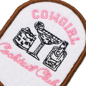 Parches bordados de chenilla personalizados a la moda de vino de alta calidad, parches duraderos para planchar en el sombrero a granel - Product Image 4