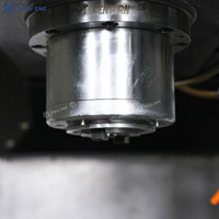 Machine de fraisage verticale CNC automatique VMC1160 BT40, commande Syntec, haute vitesse, coupe lourde pour pièces automobiles