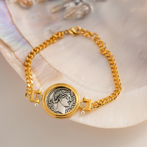 High Quality 18k Gold Plated Copper Designer Jewelry Famous Brands Luxury Earrings Bracelet <strong>Necklace</strong> Jewelry Set - Product Image 4