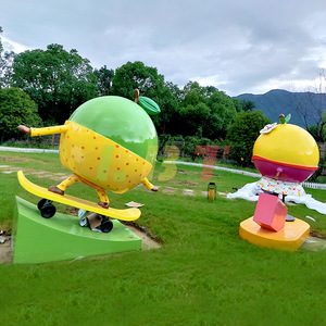 Sculpture créative en fibre de verre en forme de poire, motif fruit de dessin animé, pour décoration extérieure de parcs et fermes, moulée sur mesure, à poser au sol - Product Image 3