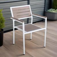Chaise à bras en aluminium et bois composite (WPC) pour extérieur, idéale pour café, restaurant, bistrot, patio, jardin, club, bar, hôtel
