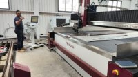 Machine de découpe à jet d'eau CNC 5 axes haute précision pour composites en fibre de carbone, aérospatiale, automobile, CE ISO