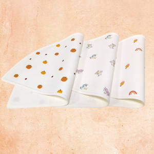 Nouveau set de table en silicone 30*48 cm, anti-salissure et anti-huile, tapis de chaise en gel de silice facile à nettoyer pour bébé, imprimé en silicone personnalisé - Product Image 2