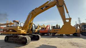 Excavatrice CAT330CL d'occasion Puissante sur chenilles hydrauliques Poids en ordre de marche de 20 tonnes État de bien Composants centraux incluant moteur Boîte d'engrenages - Product Image 4