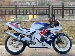 ฮอนด้า <span class=keywords><strong>CBR400RR</strong></span> NC23 รถมอเตอร์ไซค์สปอร์ต 250 ซีซี รุ่นหายากจากยุค 90 รถจักรยานยนต์แบบอินไลน์ 4 สูบจากญี่ปุ่น - Product Image 3