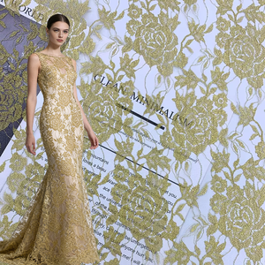 Tessuto Floreale di Lusso con Filo Dorato Lucido per Abiti da Sposa, Abiti da Sera e Abiti da Cerimonia - Product Image 1