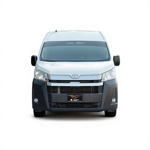 Hiace 2026 Tetto Alto, 3.5L Benzina, Cambio Manuale, Guida a Sinistra, EURO 5, 11-20 Posti, Oltre 130 km/h - Product Image 1