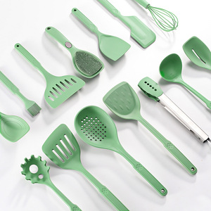 Juego de espátulas de silicona de 15 piezas, utensilios de cocina resistentes al calor con cucharones, cucharas ranuradas y cepillos para cocinar - Product Image 1