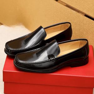 Mocasines de Hombre de Alta Calidad, Adornados con Hebillas Tejidas, Plantillas con Memoria Acolchada, Cuerpo del Calzado Ligero, Ferragamos - Product Image 2