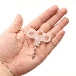 Estacas de plástico que brillan en la oscuridad con tres orificios para tiendas de campaña, para uso en exteriores y camping, juego de estacas para tierra. - Product Image 2