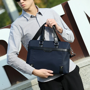Sac à bandoulière souple et respirant pour homme, imperméable, de haute qualité, pour ordinateur portable, idéal pour le bureau et les affaires. - Product Image 6