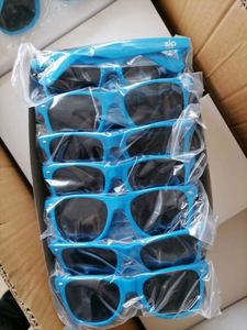 แว่นกันแดดออกแบบโลโก้ตามสั่งปี 2025 สำหรับเด็กและผู้ใหญ่ เหมาะสำหรับกิจกรรมเด็ก ของพรีเมี่ยมส่งเสริมการขาย - Product Image 4