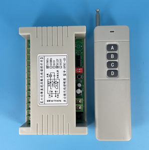 Receptor APDC-4D con control remoto de 4 canales y 4 teclas - Product Image 1