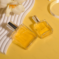 Bouteilles de parfum personnalisées en gros OEM 15ML 30ML Flacon pulvérisateur en verre avec pompe Fournisseur de flacons de parfum vides de haute qualité à bas prix