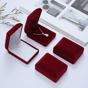 Spot Wholesale High-end Velvet Pendant <strong>Jewelry</strong> <strong>Box</strong> <strong>Flocking</strong> Flannel Earrings Brooch <strong>Box</strong> <strong>Jewelry</strong> Packaging <strong>Jewelry</strong> <strong>Box</strong>