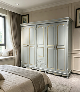 Armario Tradicional de 5 Puertas con Detalles Dorados, Armario de MDF con Puertas Abatibles, Diseño Antiguo, Muebles de Dormitorio de Gran Capacidad - Product Image 4