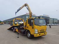 Promotion : Camion de dépannage Isuzu 4x2 3,2t avec grue à bras articulé, conduite à gauche/droite, à vendre