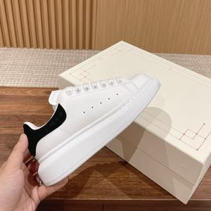 Zapatillas de Diseñador 2026, Zapatillas Casuales Blancas, Zapatillas Deportivas de Lujo, Zapatillas Personalizadas Originales para Correr - Product Image 4