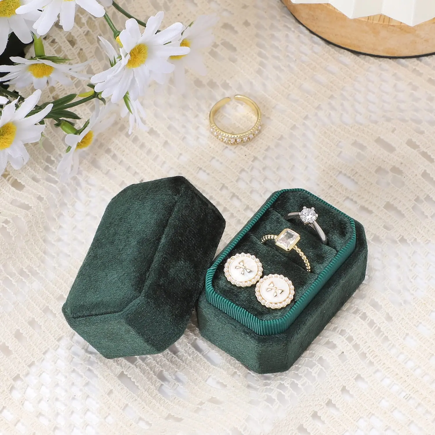 Velvet Jewelry Wedding Ring Gift Box Three Slots Vintage Ring Display Holder Engagement Wedding Box for Ceremony