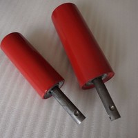 Rouleau de gravité de transfert en caoutchouc d'acier de 140mm de diamètre résistant à l'eau rouleaux de convoyeur de retour de charbon de longueur égale