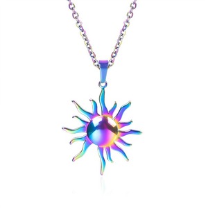 Collana Unisex con Pendente a Forma di Sole in Acciaio Inossidabile 304, Catena a Maglie con Fiamma Celeste in Oro e Argento - Product Image 1