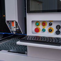 Machine de découpe laser à fibre CNC compacte Au3tech 6060 AI haute productivité 3 axes à refroidissement par eau, fournie par l'usine chinoise