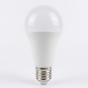 Bombilla LED A60 de 12W, B22/E27, 1100Lm, 6000K, Blanco Frío, Cubierta de Plástico SMD, CA 150-265V, Certificación CE, Residencial, Hecho en China - Product Image 1