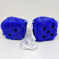 Porte-clés en peluche transfrontalier à poils longs, gaufré, en forme de dés, avec miroir intégré