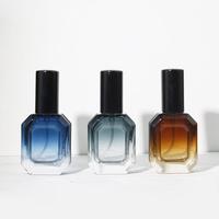 Nouveau modèle 10ml voyage-taille carré Transparent verre parfum atomiseur bouteilles plat vide rechargeable contenants de pulvérisation bouchon à vis
