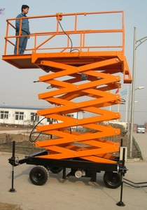 Plataforma elevadora de tijeras eléctricas móviles autopropulsadas de 4-18m - Product Image 2