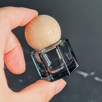 Flacon roll-on hexagonal de 8 ml pour huiles essentielles et parfums, avec bille en verre et acier inoxydable – Stock fabricant