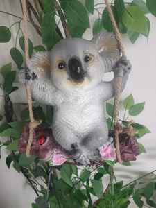 Linda estatua de koala con luz IP65 de fibra de vidrio para iluminación de paisajes en parques escénicos y decoraciones de jardines. - Product Image 1