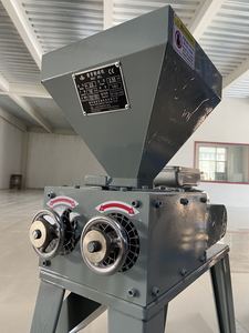 100 kg/h 200 kg/h 300 kg/h usage domestique malt miller briseur <span class=keywords><strong>d</strong></span>'<span class=keywords><strong>orge</strong></span> système de fraisage de bière pour malt fraiseuse équipement de micro-<span class=keywords><strong>brasserie</strong></span> - Product Image 6