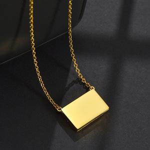 Hot Sale Custom Rvs Pull-Out Fotolijst Ketting <span class=keywords><strong>Love</strong></span> Envelop Medaillon Met Verborgen Geheime Boodschap Trendy Stijl - Product Image 1