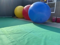 Ballon gonflable PVC surdimensionné personnalisé pour divertissement et publicité, idéal pour les cérémonies de clôture et les événements de football gonflables