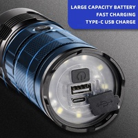 Torche tactique à LED haute puissance à 4 sources avec batterie USB rechargeable à longue portée pour la photographie et la lumière d'appoint