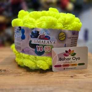 เส้นด้ายสีเหลืองนีออน82127 HIMALAYA Yo-Yo - Product Image 1