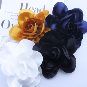 Broche de flor de rosa 3D de hierro satinado de alta gama de 14 cm, corsage, accesorios de decoración para trajes, pinza para el pelo, venta al por mayor transfronteriza. - Product Image 3