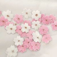 Les nouveaux patchs de cerise orientale chaude brodés en gros fleurs roses tissu Applique personnalisé mignon petit Patch de broderie Sakura