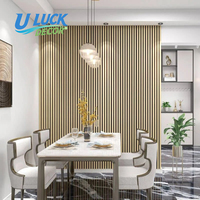 Panneaux muraux acoustiques en lattes de bois, panneaux muraux et de plafond décoratifs en MDF absorbant le son pour hôtel, bureau, maison