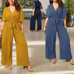 Combinaison pour femme grande taille élégante et tendance, style uni avec empiècements, col en V sexy, coupe ample, écologique, respirante, été - Product Image 2