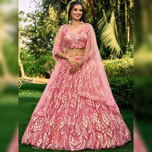 Nouvel ensemble traditionnel ethnique d'été pour filles, en soie et tulle, comprenant un lehenga, un choli assorti et un dupatta, idéal pour les fêtes, en georgette et style salwar. - Product Image 5