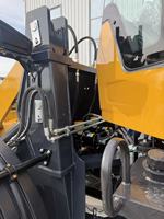 Chargeuse sur pneus, chargeuse frontale, engin de construction, capacité de la benne de 2 tonnes, moteur diesel Weichai, pompe à boîte de vitesses haute performance